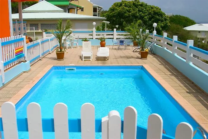 Villa Oceane Le Moule Guest house